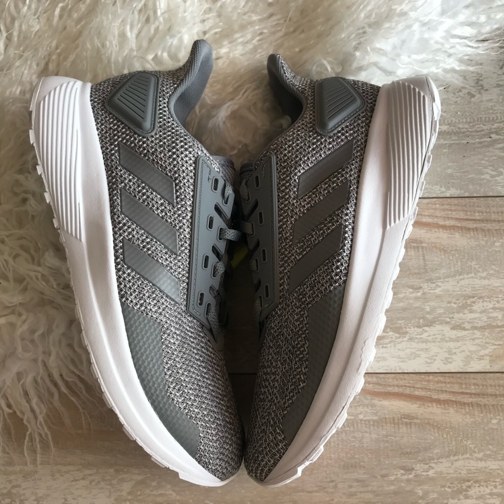 NWT Adidas Duramo 9 Women’s Shoes - Picture 6 of 8